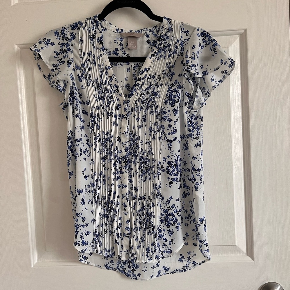 H&M short sleeve blouse